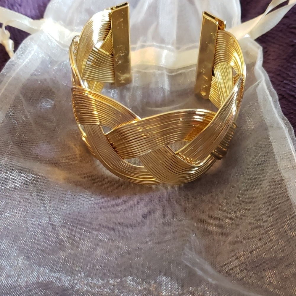 Bracelet - Picture 2 of 2